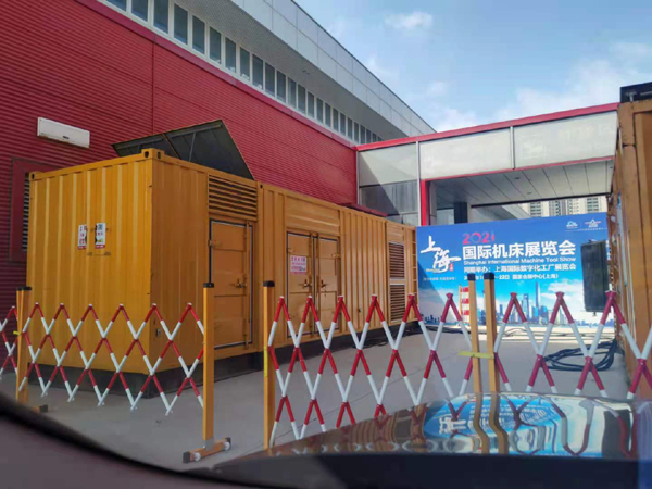 启东发电车出租-发电机无电压或电压太低怎么办？