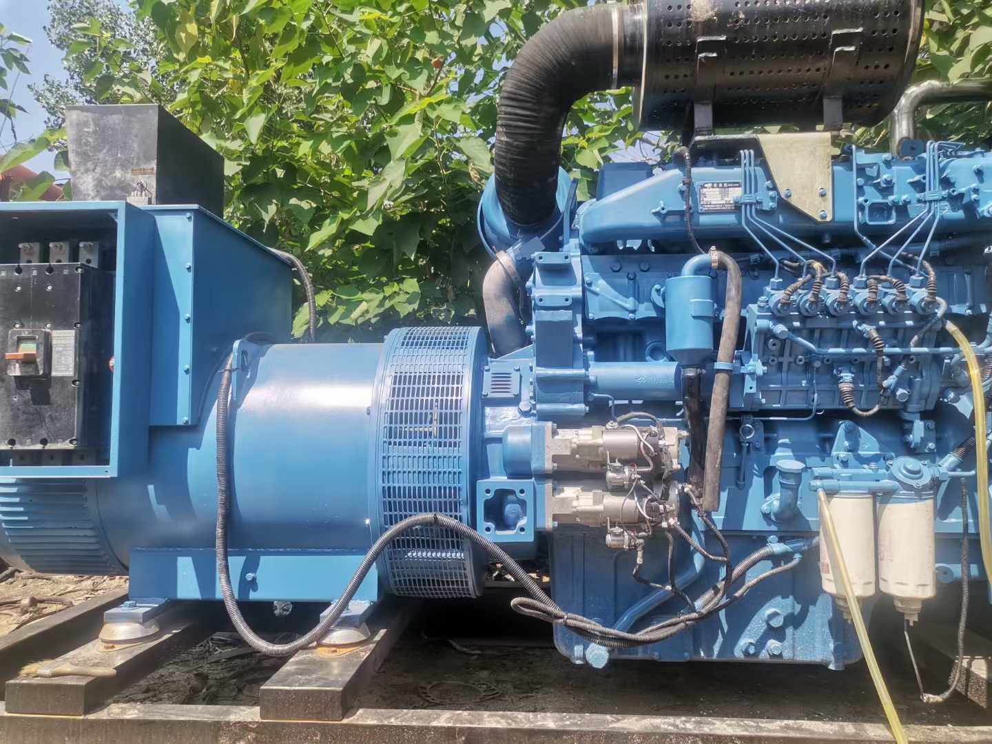 启东详细说明降低 800kW 柴油发电机输出电流波动的方法